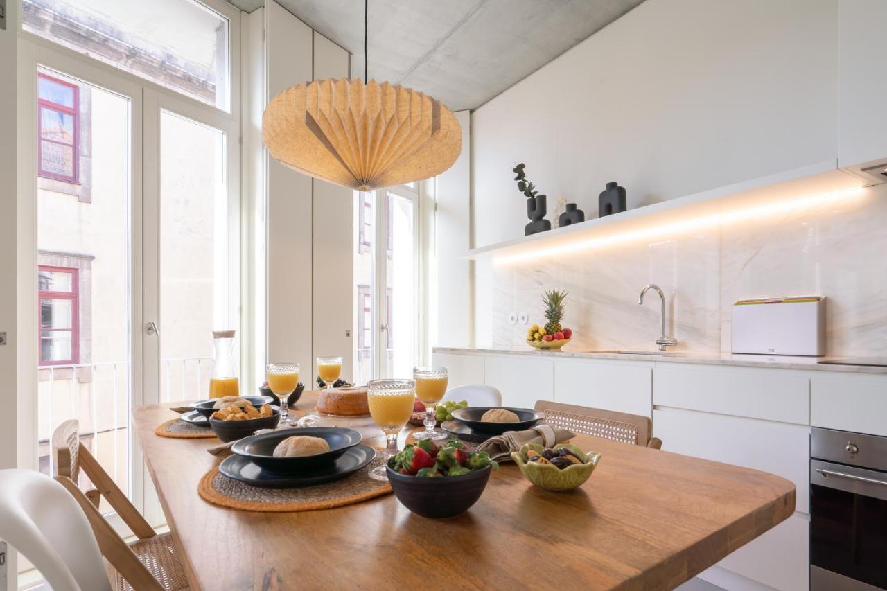 Апартаменты Host Wise - Luxurious Private Flats - Balcony Порту Экстерьер фото